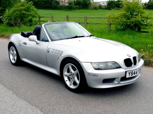 2001 BMW Z3 1.9 ROADSTER // 95000 MILES // LEATHER SEATS SOLD
