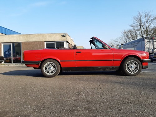 1986 BMW 325i convertible E30 red restored In vendita