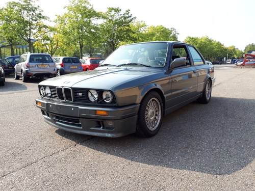 BMW 325 i coupe E30 M-Tech II (1990) airconditioning 173000  For Sale