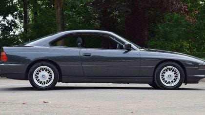 BMW 8 Series 850i