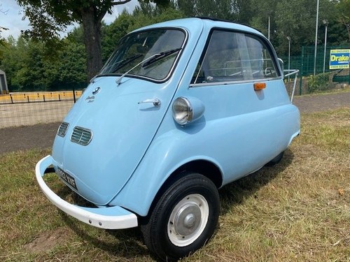 1957 BMW Isetta 300. A very rare four wheeled right hand dri For Sale