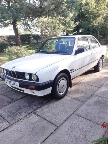 1990 BMW 318 Auto SOLD