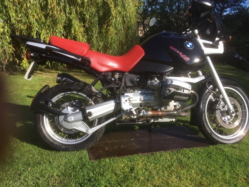 1998 Lovely condition BMW R1100GS in Black and Red For Sale
