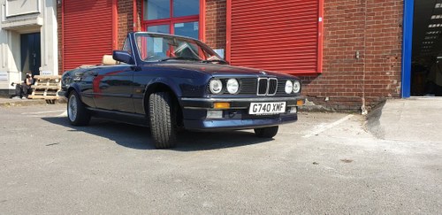 1990 BMW E30 320i manual convertible For Sale