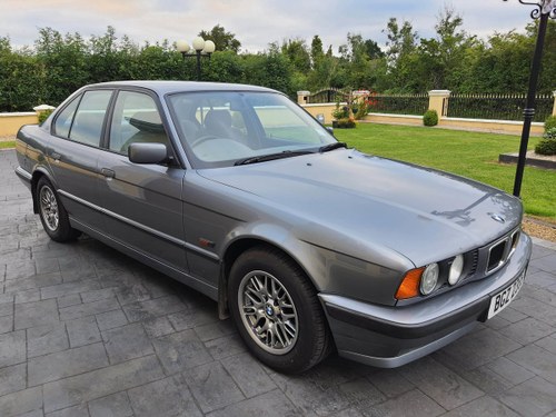 1995 Beautiful BMW E34 520i  only 44,120 with FSH SOLD