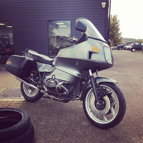 1990 BMW R80 RT VERY LOW GENUINE MILEAGE PRICE REDUCED TO £4,995 In vendita