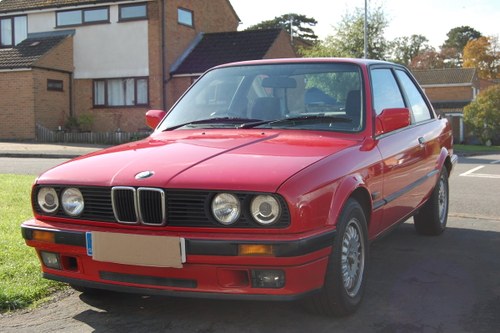1991 BMW 320i E30  For Sale