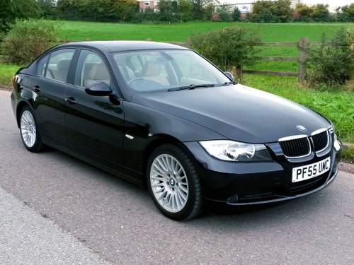 2005 BMW 320i SE // ONLY 35000 MILES // JUST 1 OWNER For Sale