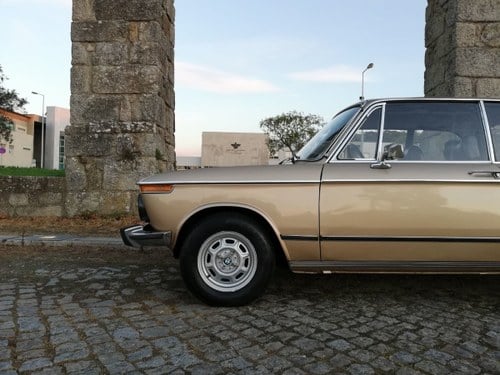1974 BMW 02 Series - 3