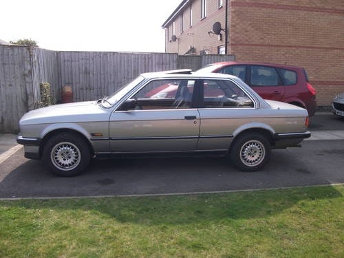 1987 BMW 320i coupe "NO MOT" HAS TAX For Sale