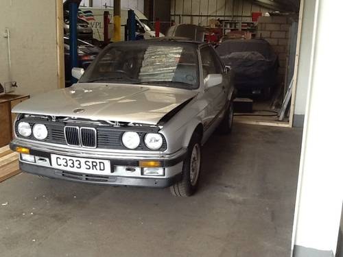 1986 BMW e30 for repair or restoration In vendita