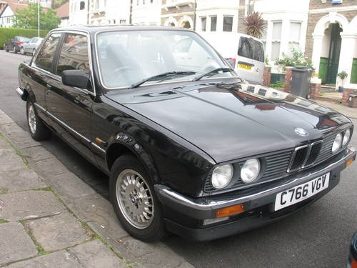 1986 Cool and beautiful: black BMW, E30 325i SOLD
