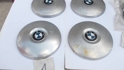 Wheel caps for Bmw 1502 and 2002