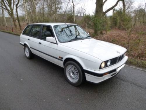 1990 BMW 3 Series 318i Touring Alpine White SOLD