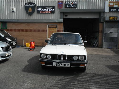 1986 E28 Pearlecent White The Only 1 in the Country In vendita