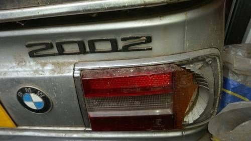 19 BMW 2002