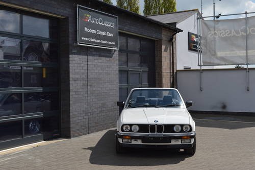 1989 BMW E30 325i Cabriolet -FSH, 60,000 miles, Beautiful car. VENDIDO