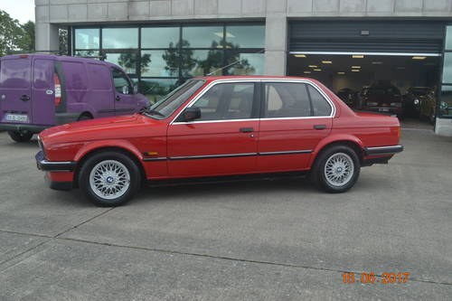 1986 BMW 320i Auto VENDUTO