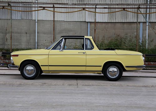 1973 BMW 2002 Baur Targa convertible fully restored condor yellow In vendita