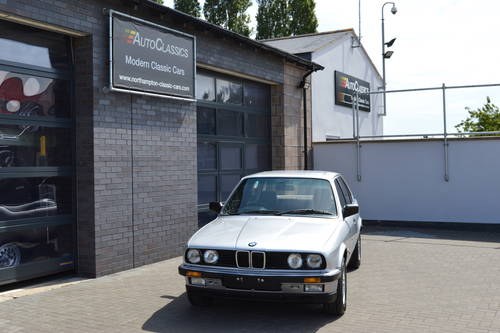 1985 BMW E30 323i Saloon -Wonderful early example, just restored. SOLD