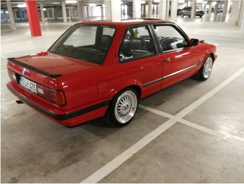 1990 BMW E30 318is For Sale