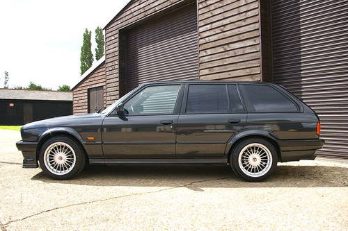 1992 BMW E30 325i Touring Automatic LHD (47,577 miles) SOLD