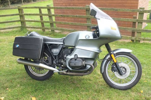 BMW R100RS R100 RS 1981 Genuine UK Bike comes with 12 months VENDUTO