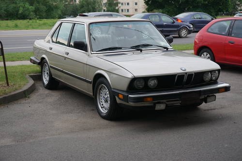 1986 BMW E28 535i manual LHD In vendita