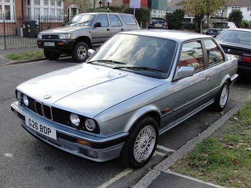 1990 BMW e30 325i Coupe,FSH,MOT&TAX VENDUTO