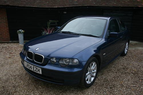 2004 super clean automatic BMW 318 ti compact hatch nice car  For Sale