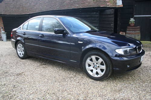 2002 RARE LOW MILEAGE STUNNING INSIDE AND OUT 12 MONTHS MOT S/HIS In vendita