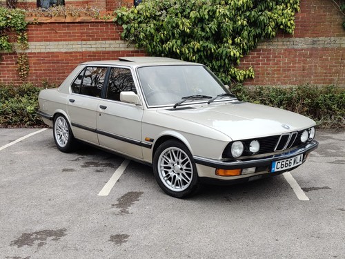 1986 BMW 5 Series E28  In vendita