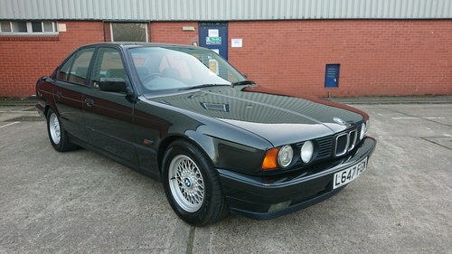 1993 BMW E34 525i SE Saloon Manual FSH Black For Sale