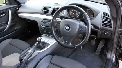 BMW 1 Series 2.0i M-Sport 3d Hatchback Manuel 6 Speed 59k