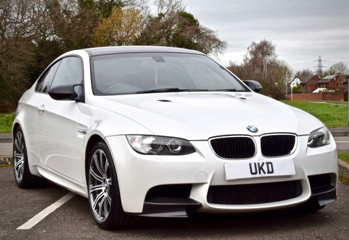 BMW M3 4.0 V8 COUPE WHITE 2012 E92 DCT AUTO LOW MILEAGE Kaufen Bei