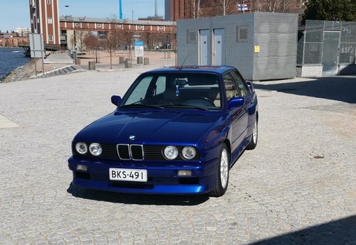 1988 BMW M3 - 2