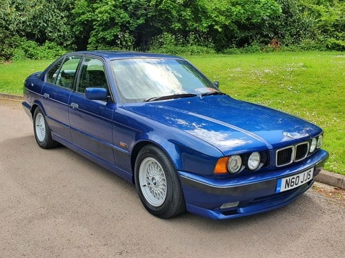 1995 BMW E34 525i Sport.. Avis Blue.. Rare M-Tech Package VENDUTO