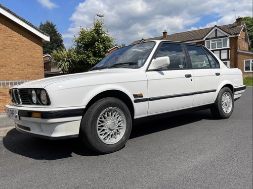 1989 G BMW E30 318i ALPINE WHITE In vendita