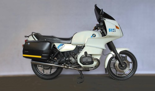 1989 A very looked after BMW R100RS mono. Runs and drives. In vendita