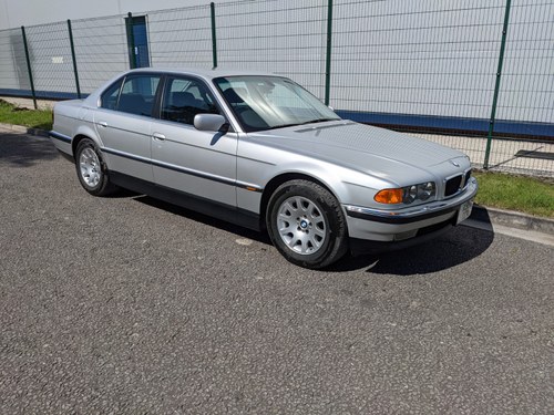 1999 BMW E38 735i V8 For Sale