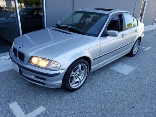 2000 E46 BMW 323I sedan Rare 5 Speed Manual Trans Silver $6. For Sale