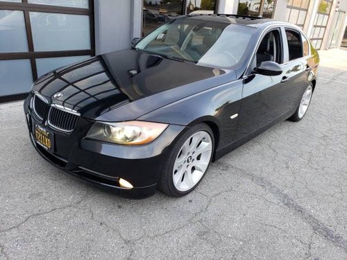 2006 BMW 330i sadan - Auto All Black 112k miles $7.3k In vendita