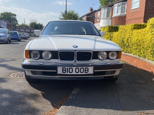 1988 BMW E32 750il V12 LWB BlueBell Show car in  For Sale