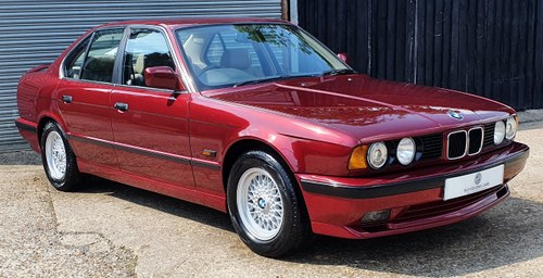 1990 Only 52,000 Miles - BMW E34 525 SE Auto - FSH - Excellent SOLD