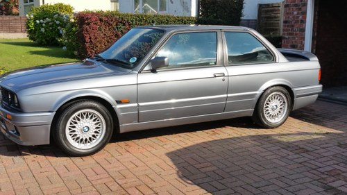 1991 BMW 325i M Sport - 1 Lady driver from new-FSH For Sale by Auction
