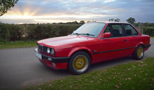 1990 BMW E30 318 "iS" 2dr Manual Coupe In vendita