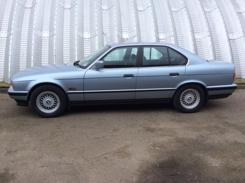 1990 E34 BMW 520i se auto 1 owner from new. VENDU