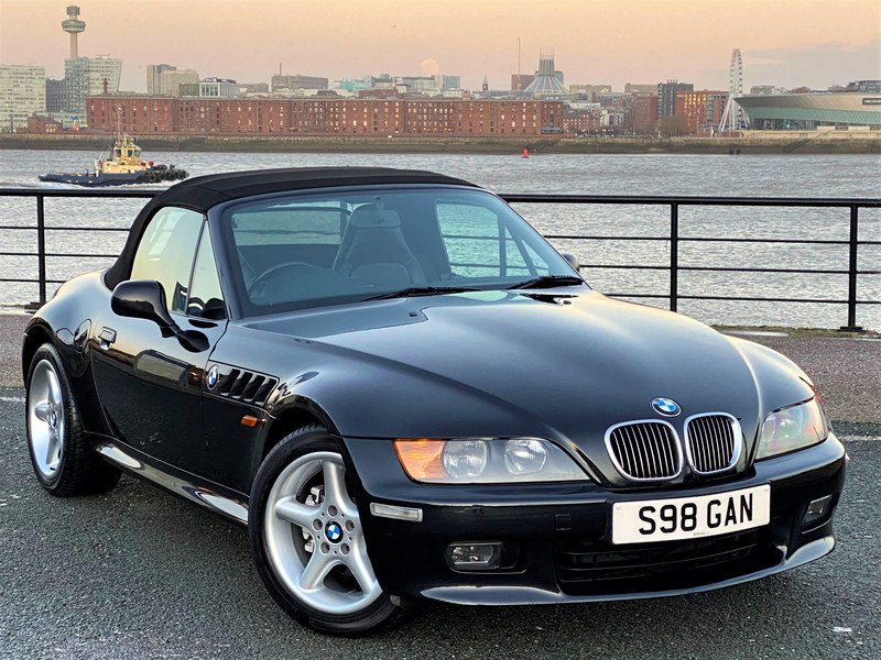 BMW Z3 2.8 Manual Wide Body - 94k - NEW ROOF - Super Example