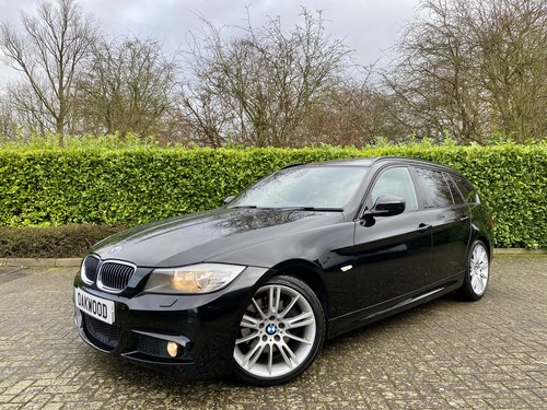 2011 A STUNNING High Spec BMW 330d M Sport Touring PAN ROOF ETC For Sale