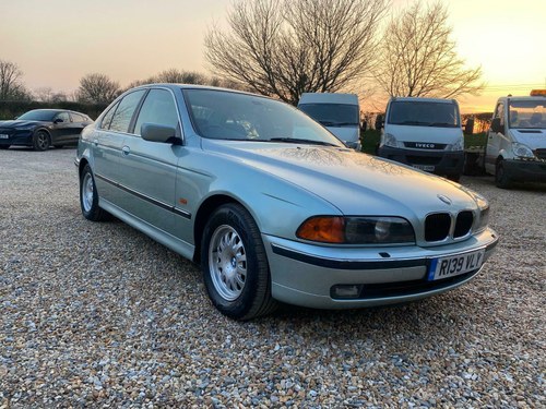 Simply Stunning 1997 BMW E39 528i Auto In vendita